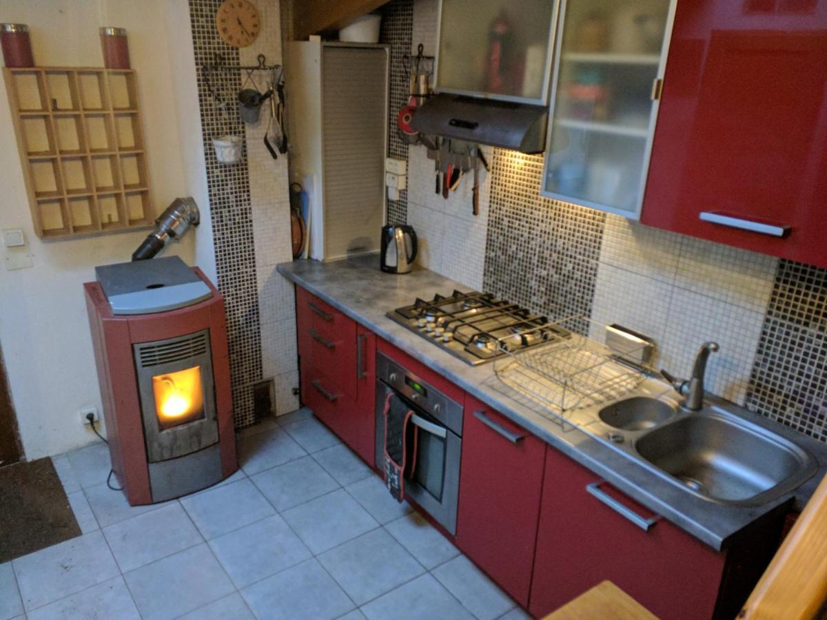 The Bean Barn Apartment Arcais Bagian luar foto